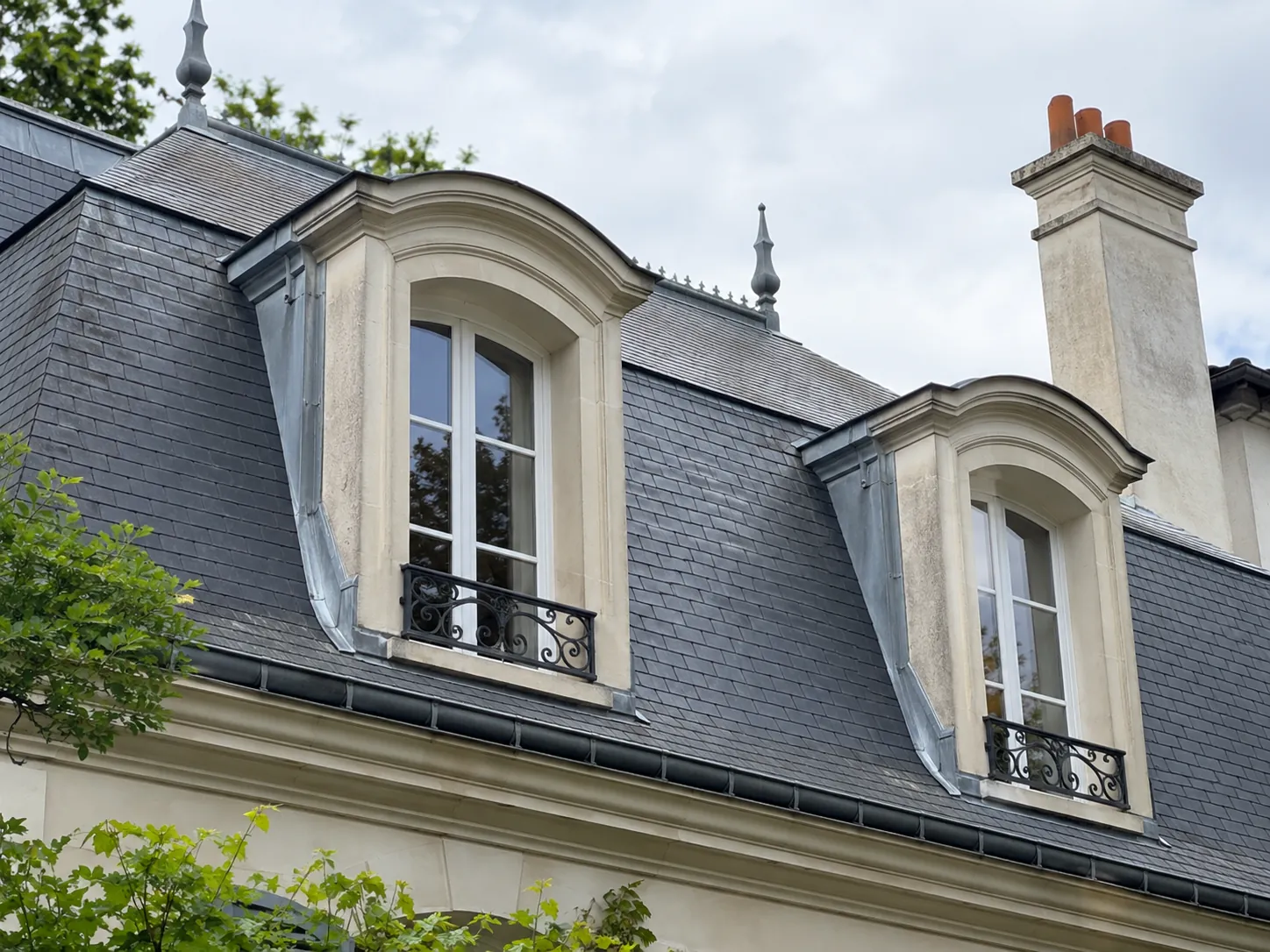 Toiture ardoise et lucarnes en zinc — couvreur à Antony (92)